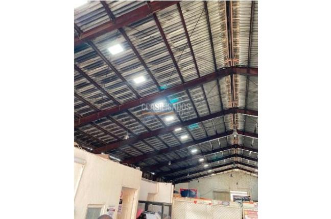 Locales y Bodegas, Venta, Las Delicias - $3.900.000.000