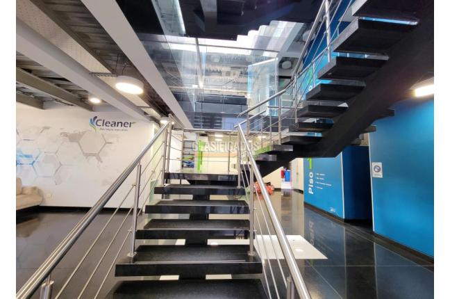 Edificios, Venta, Prados del Norte - $4.600.000.000