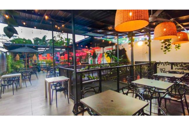 Locales y Bodegas, Venta, Granada - $1.500.000.000