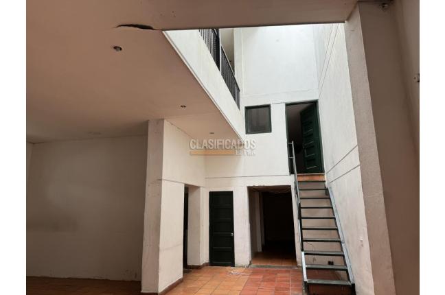 Casas, Venta, La Merced - $950.000.000