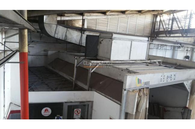 Locales y Bodegas, Venta, Buenaventura - $4.000.000.000