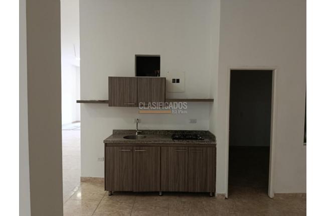 Locales y Bodegas, Alquiler, Prados del Norte - $6.000.000