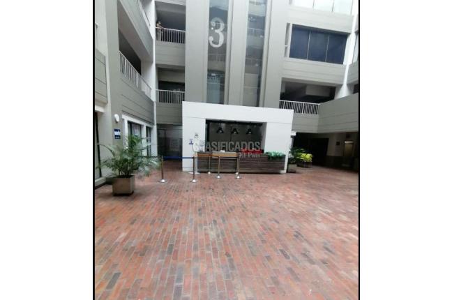 Oficinas y Consultorios, Alquiler, Centenario - $1.700.000