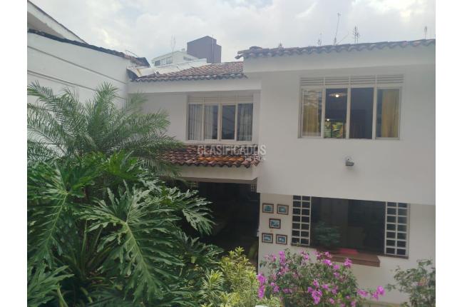 Casas, Venta en Santa Teresita