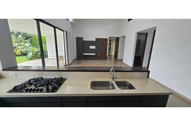 Fincas y Casas Campestres, Alquiler, Pereira - $9.000.000