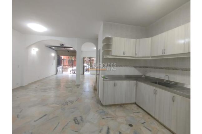 Casas, Venta, Ciudad 2.000 - $670.000.000