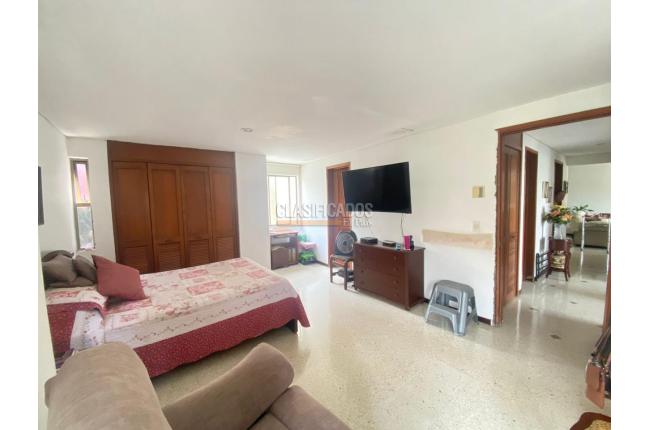 Apartamentos, Venta, Portal de la Estación - $550.000.000