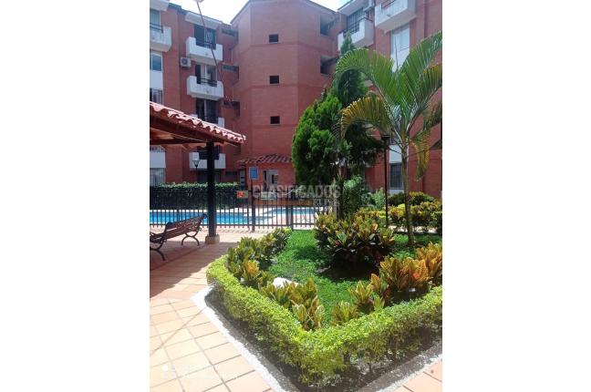 Apartamentos, Alquiler en Las Quintas de Don Simón