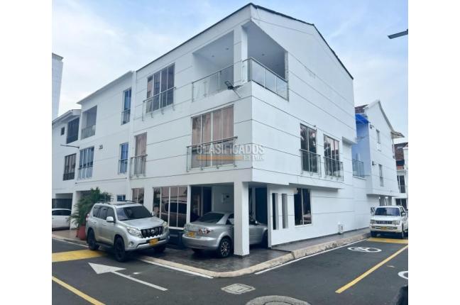 Casas, Venta en Camino Real