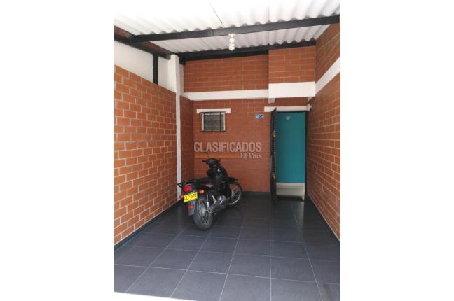 Casas, Alquiler, Ciudad 2.000 - $2.000.000