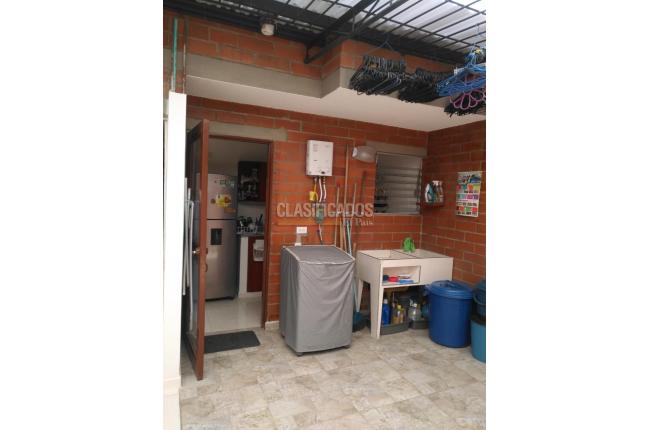 Casas, Alquiler, Ciudad 2.000 - $2.000.000