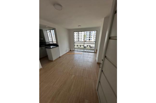 Apartamentos, Alquiler, Yumbo - $1.100.000