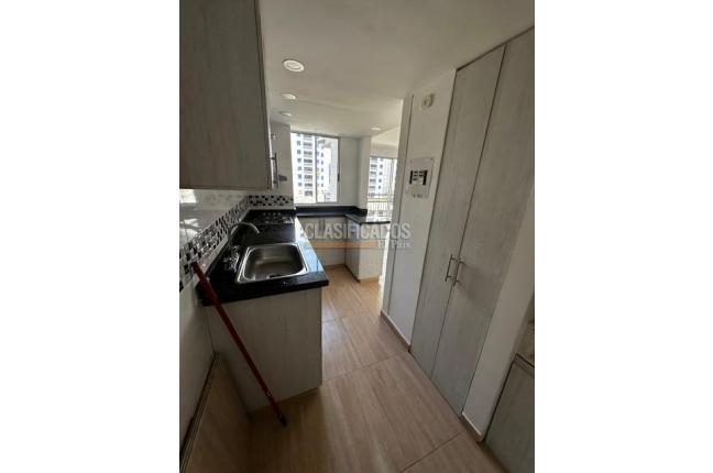 Apartamentos, Alquiler, Yumbo - $1.100.000