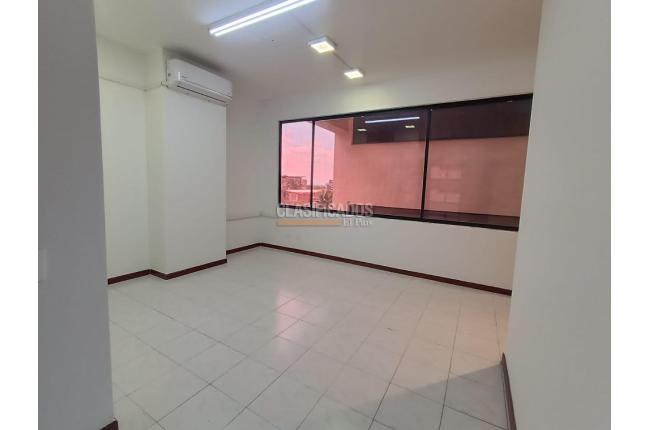 Oficinas y Consultorios, Alquiler, Versalles - $2.100.000