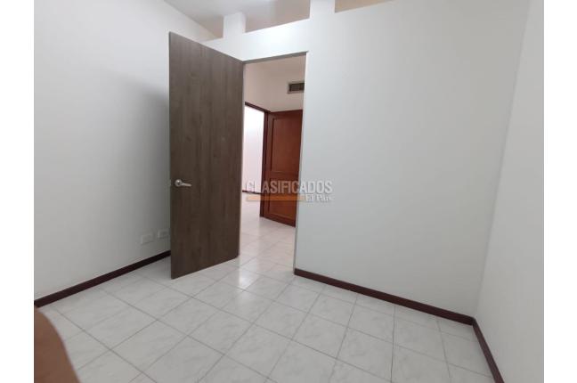 Oficinas y Consultorios, Alquiler, Versalles - $2.100.000