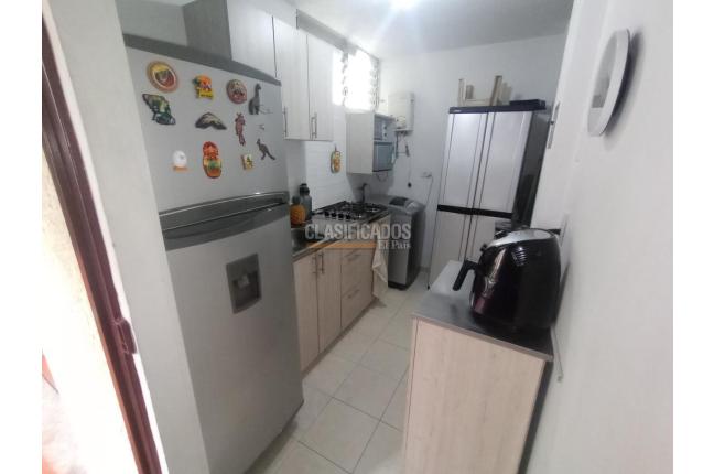 Apartamentos, Venta, Primero de Mayo - $198.000.000