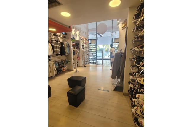 Locales y Bodegas, Alquiler, Panamericano - $14.000.000