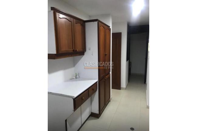 Apartamentos, Venta, Centenario - $670.000.000