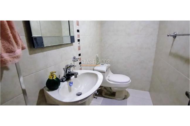 Casas, Venta, La Merced - $990.000.000