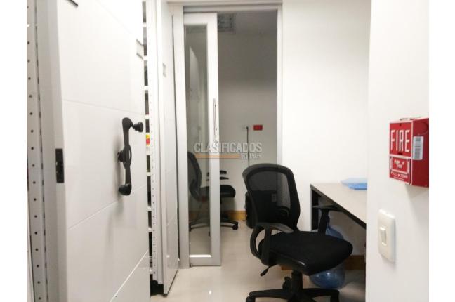 Oficinas y Consultorios, Alquiler, Santa Mónica Central - $4.233.000