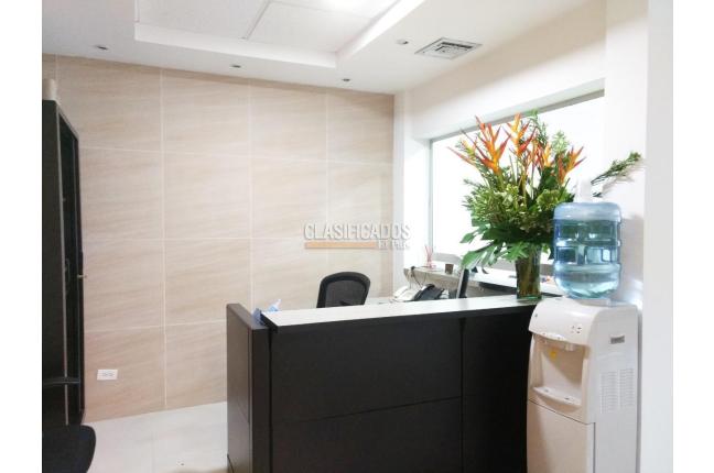 Oficinas y Consultorios, Alquiler en Santa Mónica Central