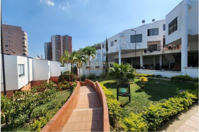 Casas, Venta en La Campiña