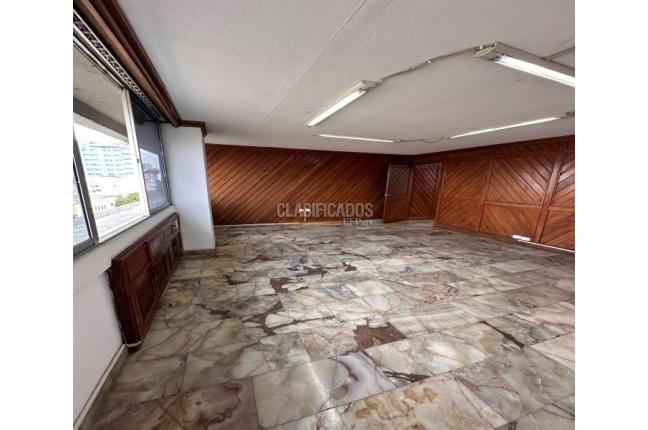 Oficinas y Consultorios, Alquiler, Santa Mónica Residencial - $2.100.000