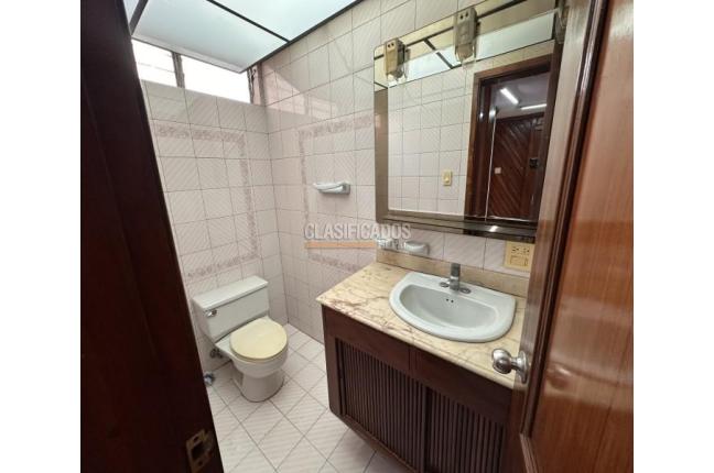 Oficinas y Consultorios, Alquiler, Santa Mónica Residencial - $2.100.000