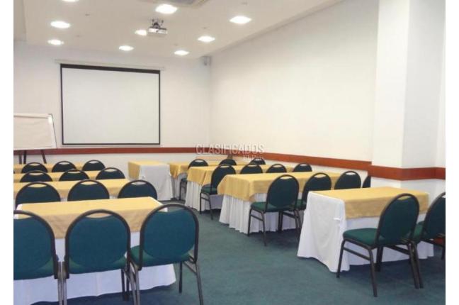 Oficinas y Consultorios, Venta, Versalles - $1.300.000.000