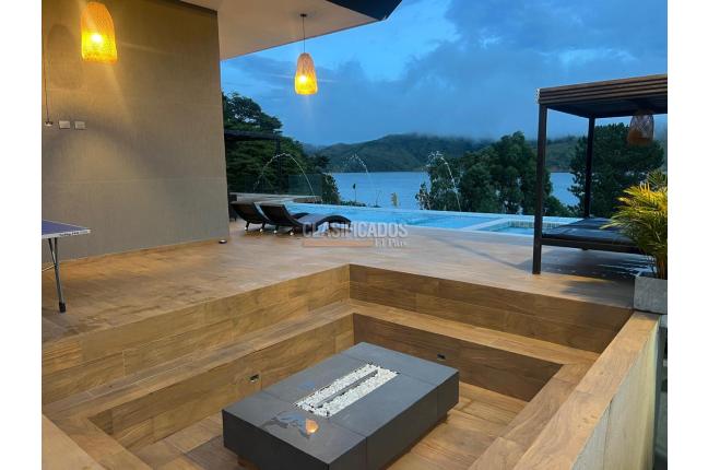 Fincas y Casas Campestres, Venta, Calima (Darién) - $2.800.000.000