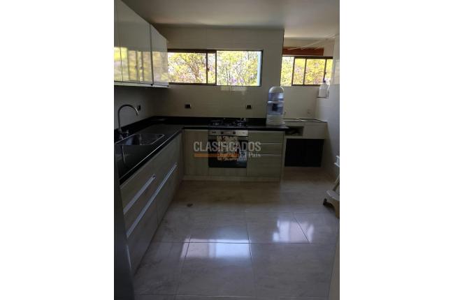 Apartamentos, Venta en El Refugio