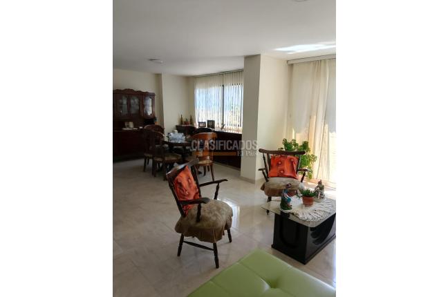 Apartamentos, Venta en El Refugio