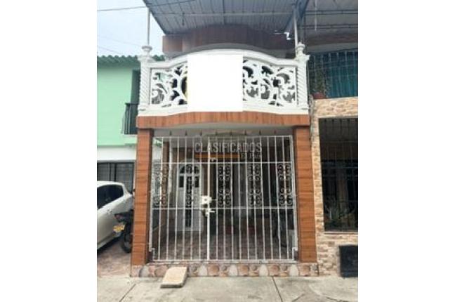 Casas, Venta, Villa del Prado - $235.000.000