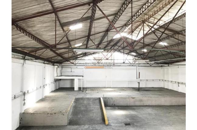 Locales y Bodegas, Alquiler, Porvenir - $8.600.000