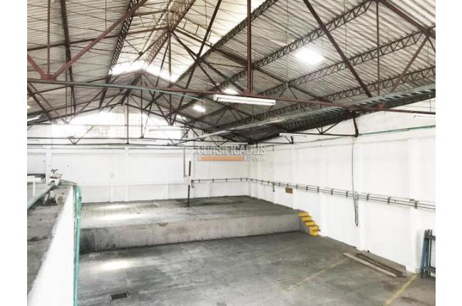 Locales y Bodegas, Alquiler, Porvenir - $8.600.000