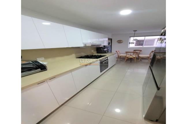 Apartamentos, Venta, Cristales - $710.000.000