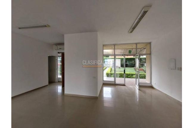 Oficinas y Consultorios, Alquiler, Prados del Norte - $3.500.000