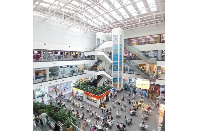 Locales y Bodegas, Venta en Centenario