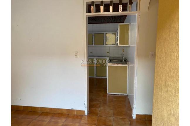 Casas, Venta, Andalucía - $330.000.000