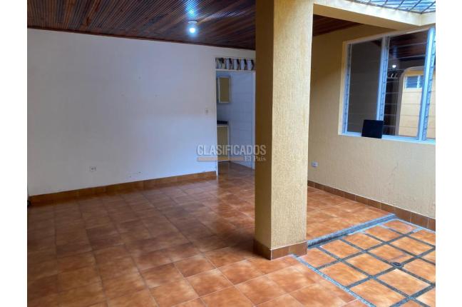 Casas, Venta, Andalucía - $330.000.000