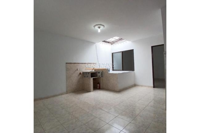Apartamentos, Alquiler, Ciudad Córdoba - $700.000