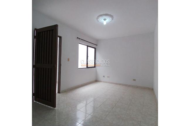 Apartamentos, Alquiler, Ciudad Córdoba - $700.000