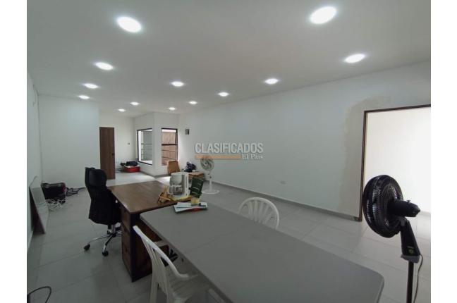 Oficinas y Consultorios, Alquiler, Versalles - $3.000.000