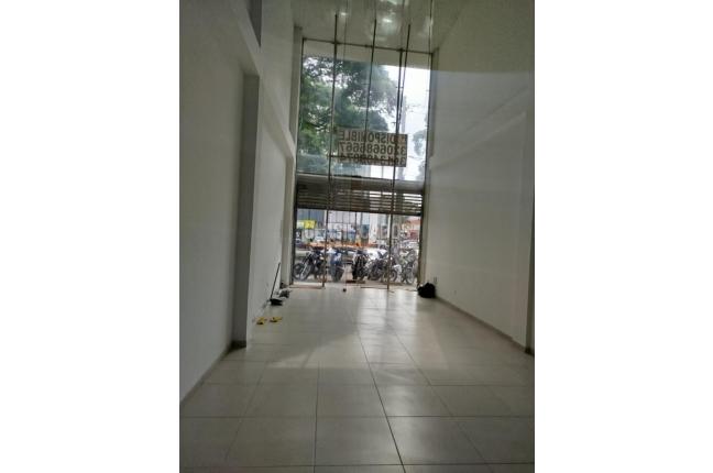 Locales y Bodegas, Alquiler, Tequendama - $7.200.000