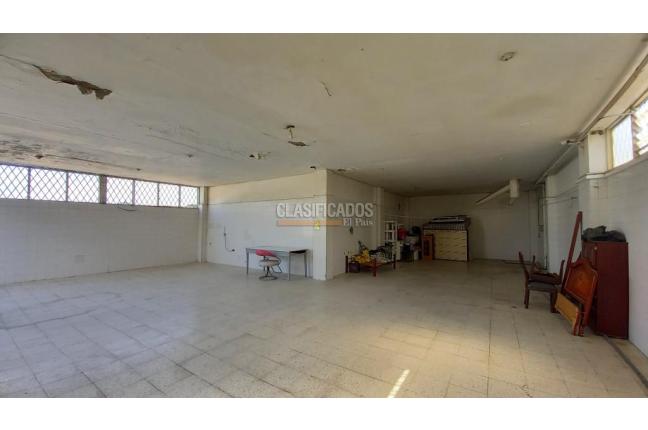 Locales y Bodegas, Alquiler, El Troncal - $3.700.000