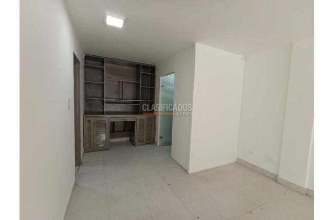 Locales y Bodegas, Alquiler, Granada - $3.570.000