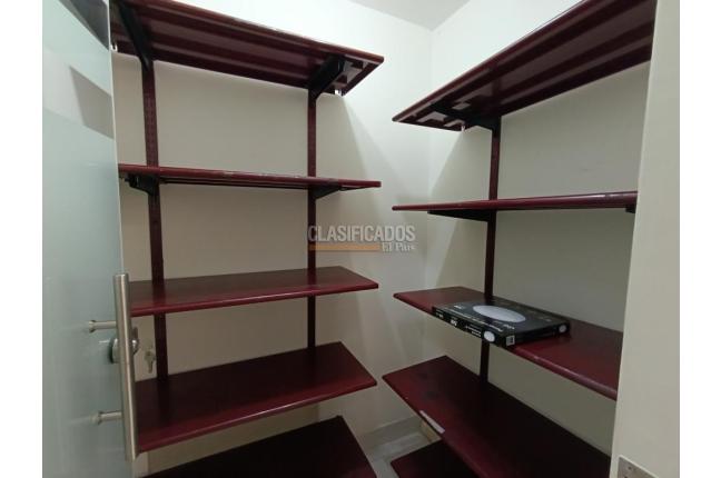 Locales y Bodegas, Alquiler, Granada - $3.570.000