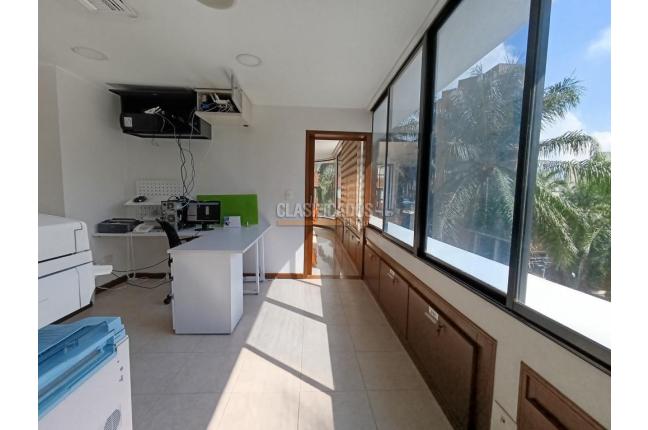 Oficinas y Consultorios, Venta, San Vicente - $800.000.000