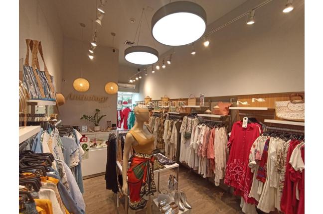 Locales y Bodegas, Venta, Centenario - $1.100.000.000