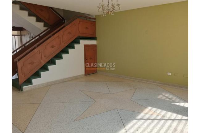 Apartamentos, Venta en Granada